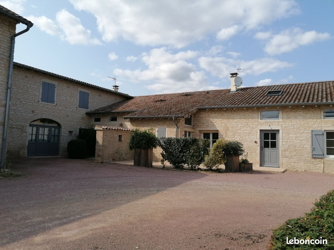 Appartement à louer, 72m², Viré