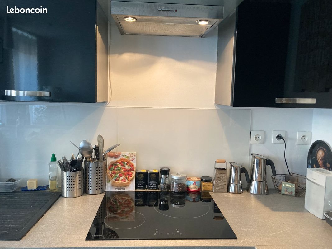 Appartement à louer, 60m², Marseille 4ème