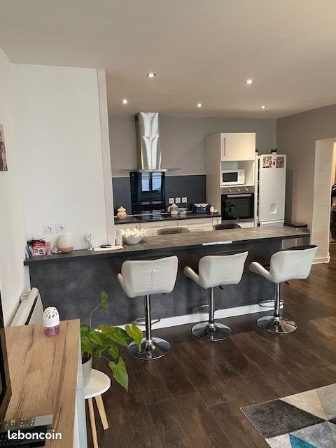 Appartement à louer, 70m², Saint-Claude