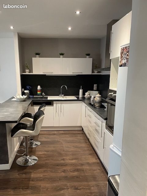 Appartement à louer, 70m², Saint-Claude