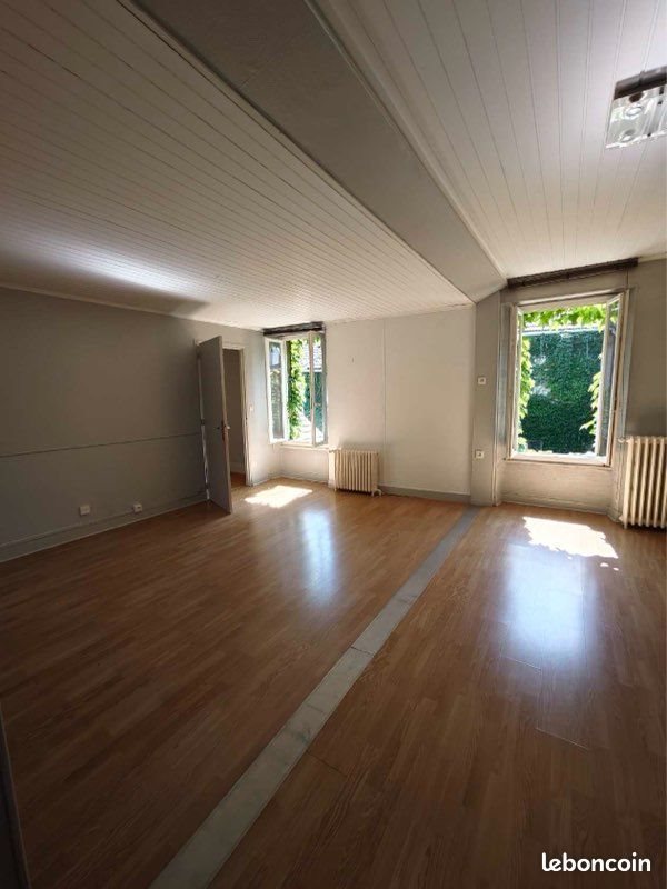 Appartement à louer, 70m², Champagnole
