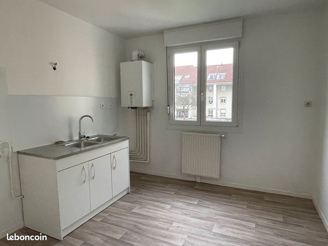 Appartement à louer, 80m², Metz