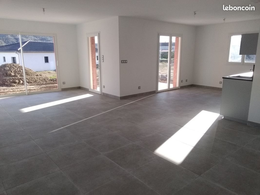 Maison à louer, 98m², Saint-Sernin