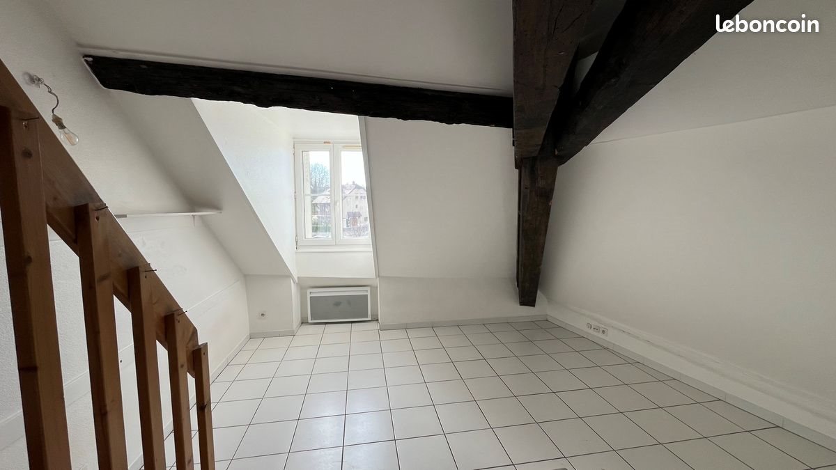 Appartement à louer, 21m², Arbois