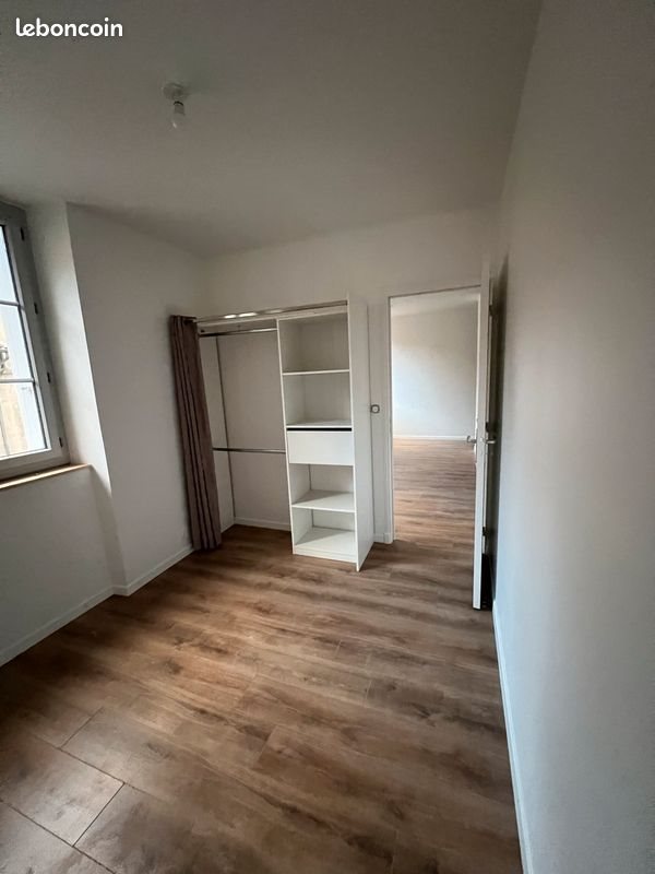 Appartement à louer, 29m², Aurillac