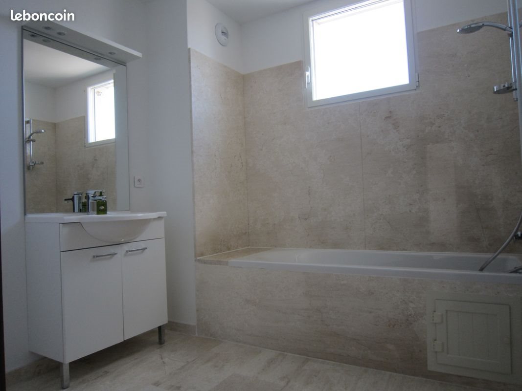 Appartement à louer, 79m², Porto-Vecchio