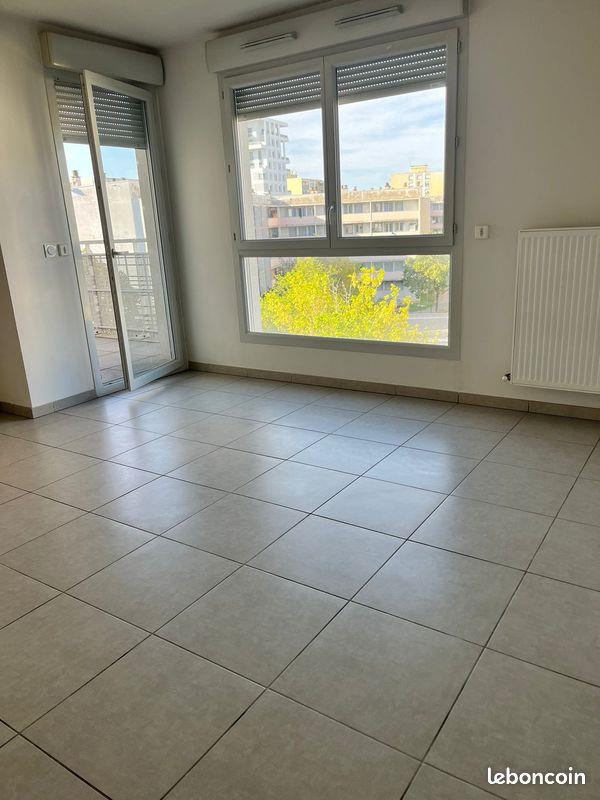 Appartement à louer, 44m², Lyon 8ème