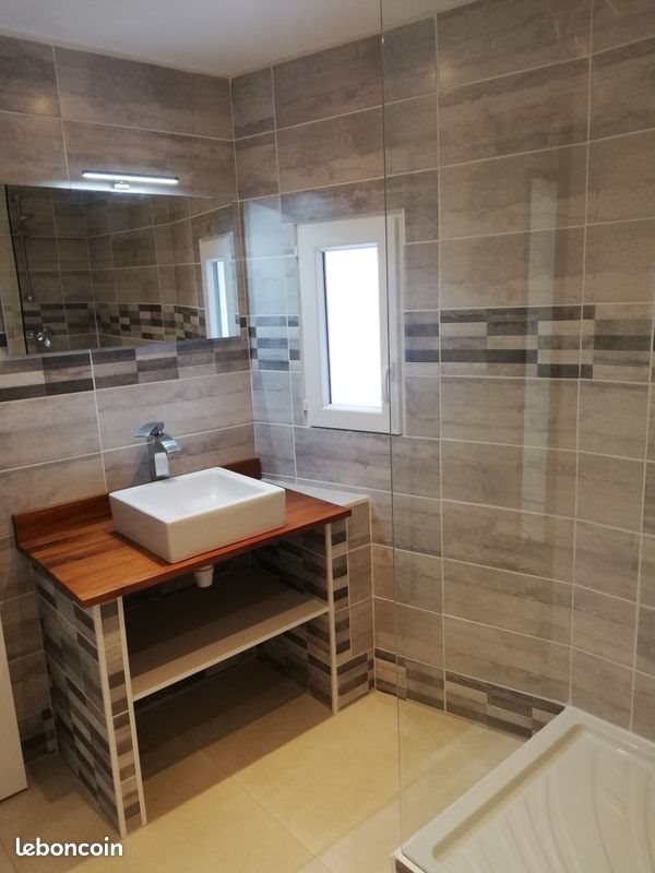 Appartement à louer, 52m², Saint-Zacharie