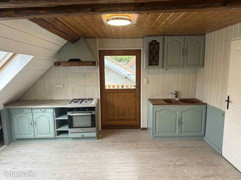 Appartement à louer, 40m², La Cluse-et-Mijoux