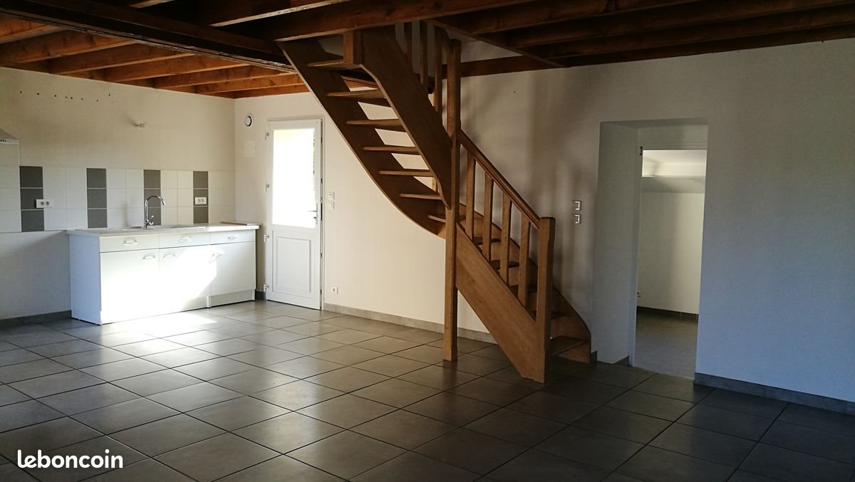 Maison à louer, 75m², Saint-Père