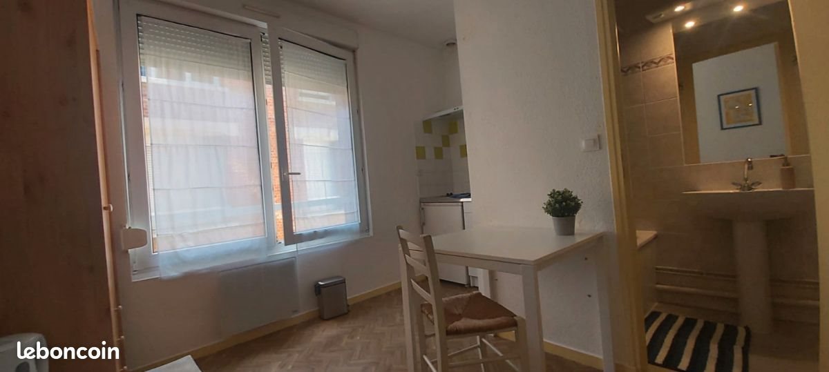 Appartement à louer, 17m², Reims