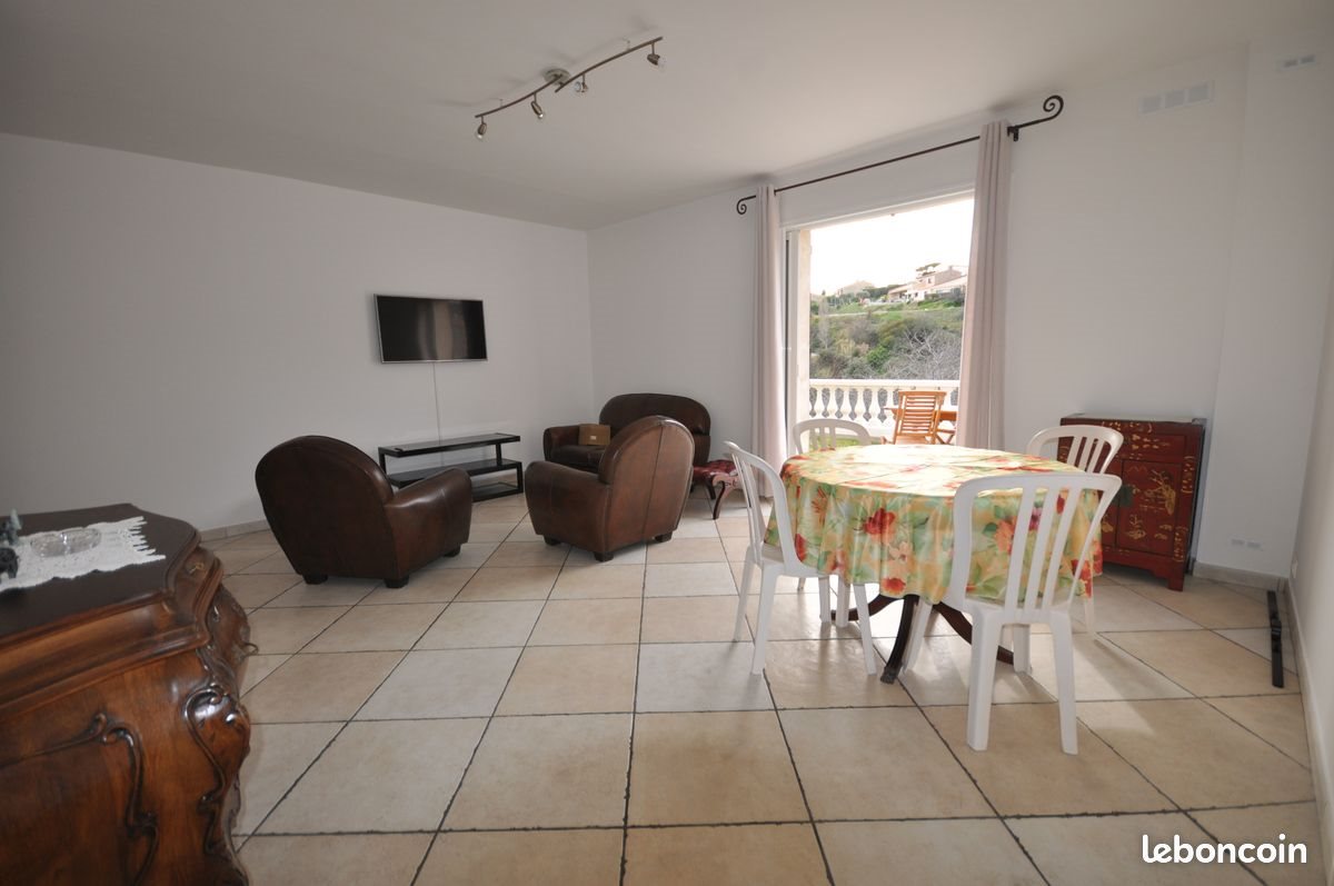 Appartement à louer, 77m², Nice