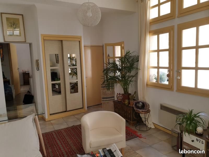 Appartement à louer, 43m², Nîmes