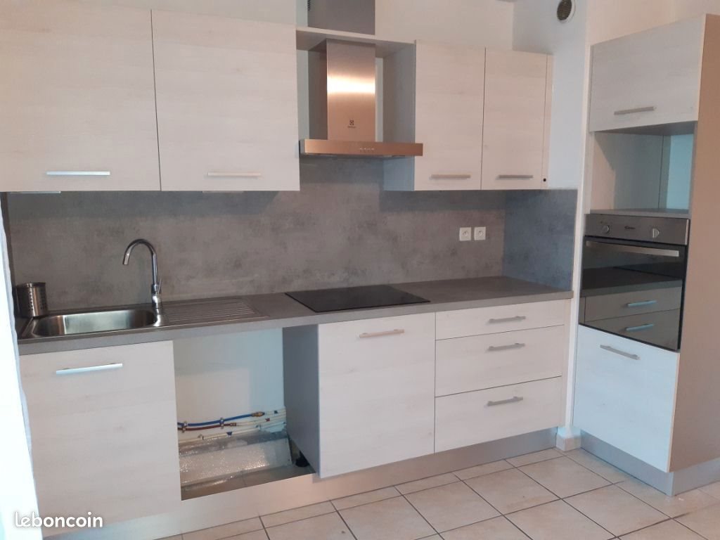 Appartement à louer, 55m², Pézenas
