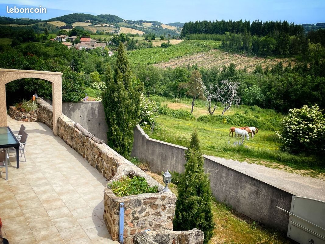 Maison à louer, 180m², Champis