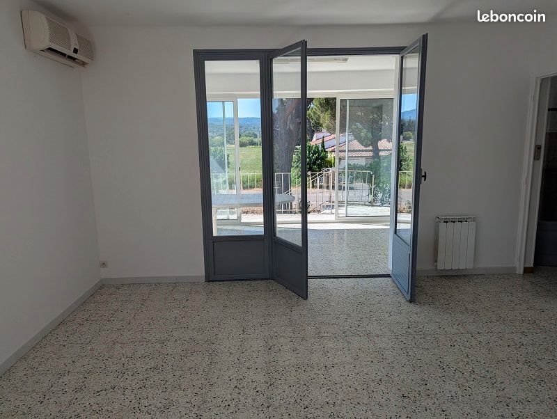 Appartement à louer, 110m², Peyrolles-en-Provence