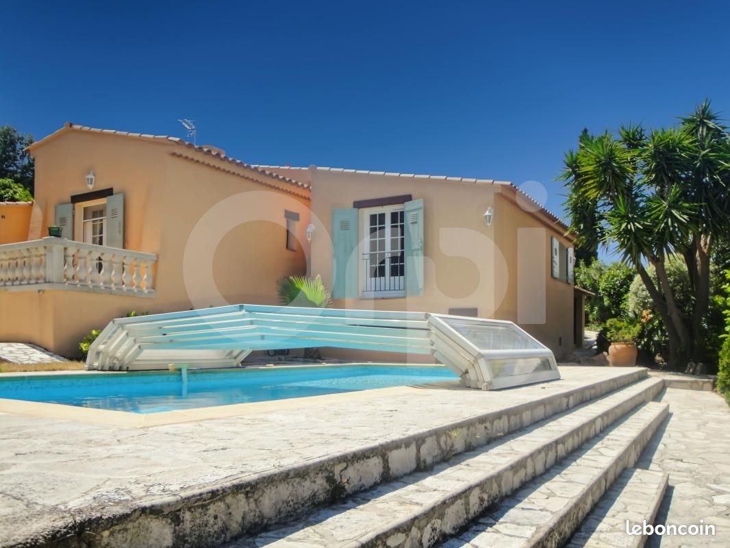 Maison à louer, 142m², La Crau