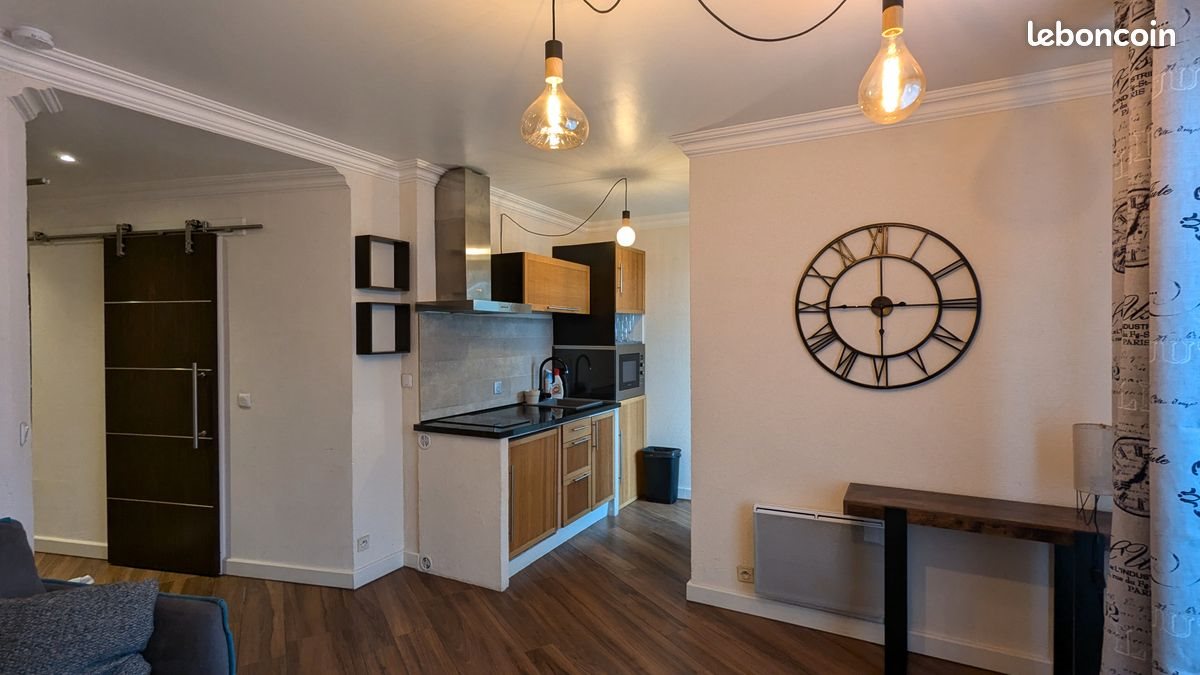 Appartement à louer, 29m², Cergy