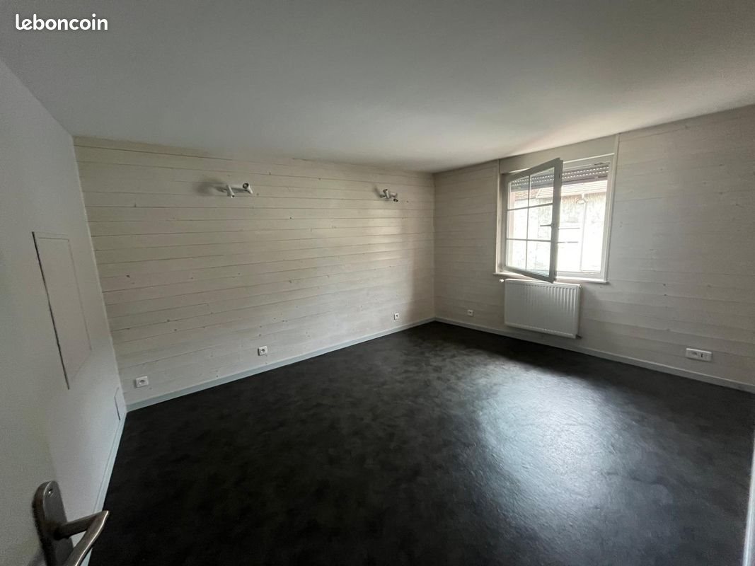 Appartement à louer, 75m², Salins-les-Bains