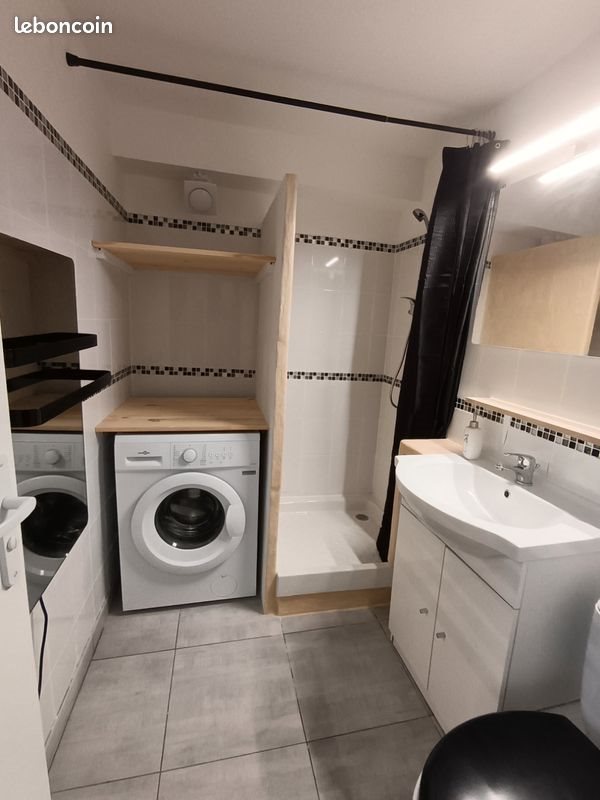 Appartement à louer, 24m², Nîmes