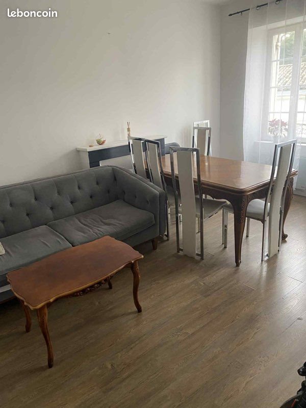 Appartement à louer, 45m², Pons