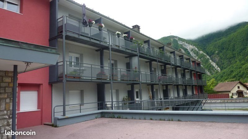 Appartement à louer, 70m², Faverges
