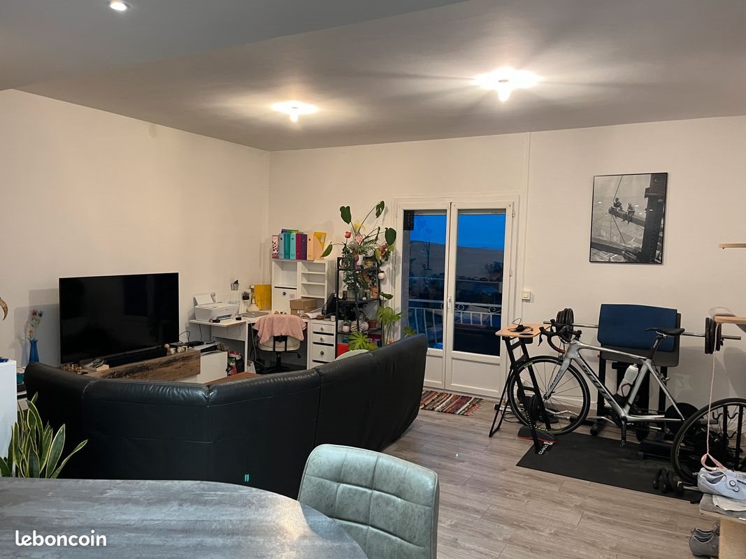 Appartement à louer, 82m², Saint-Romain-en-Jarez