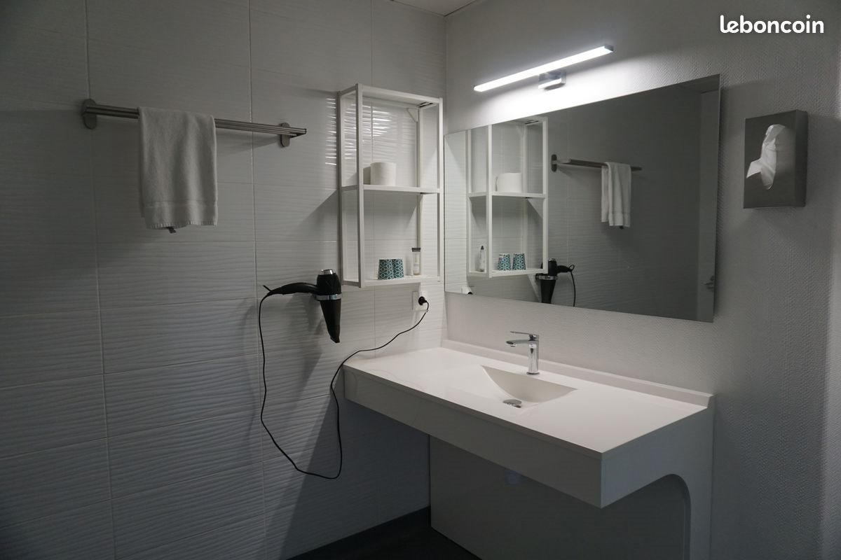 Appartement à louer, 21m², Theix