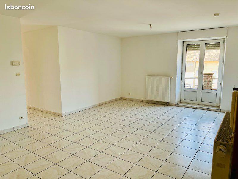 Appartement à louer, 84m², Nelling