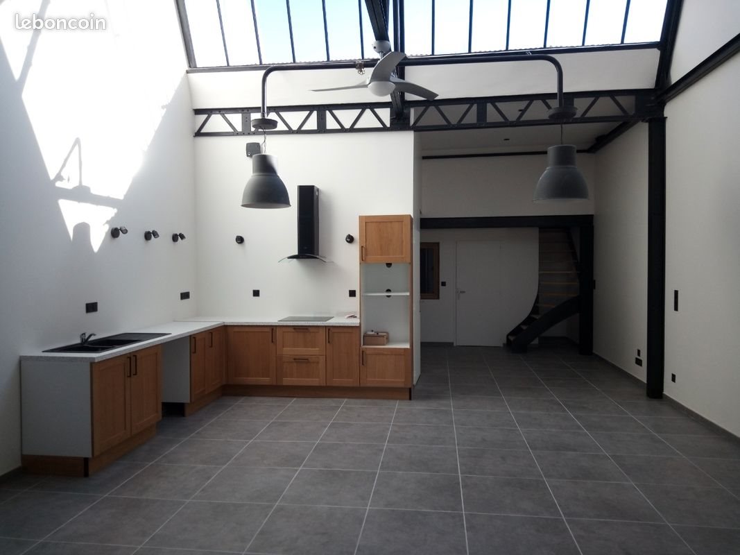 Appartement à louer, 110m², Feurs