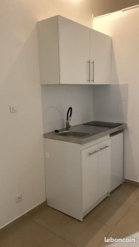 Maison à louer, 20m², Cournonsec
