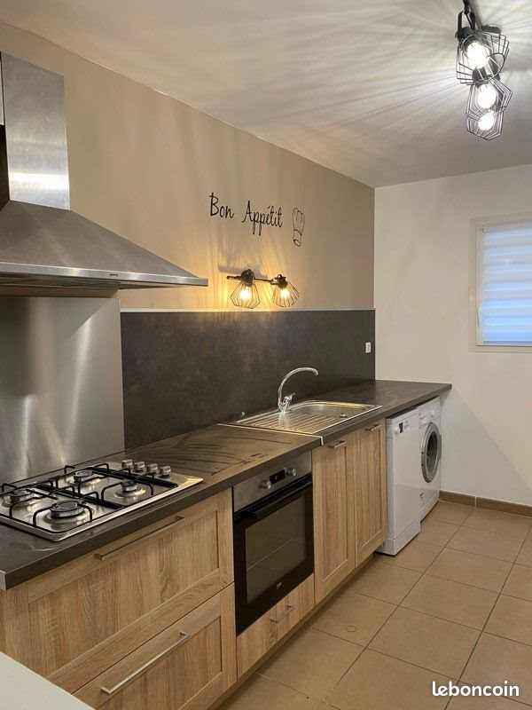 Maison à louer, 70m², Saint-Rémy-de-Provence