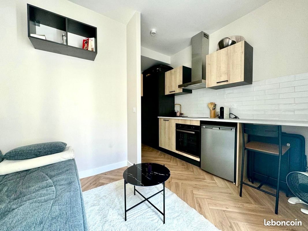 Appartement à louer, 14m², Paris 17ème