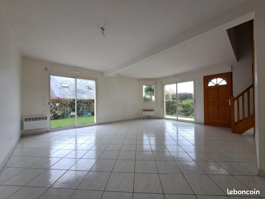 Maison à louer, 103m², La Bouëxière