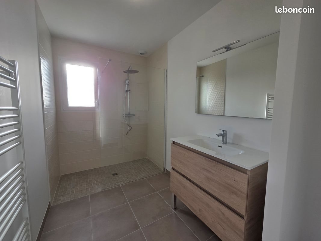 Maison à louer, 87m², Thairé