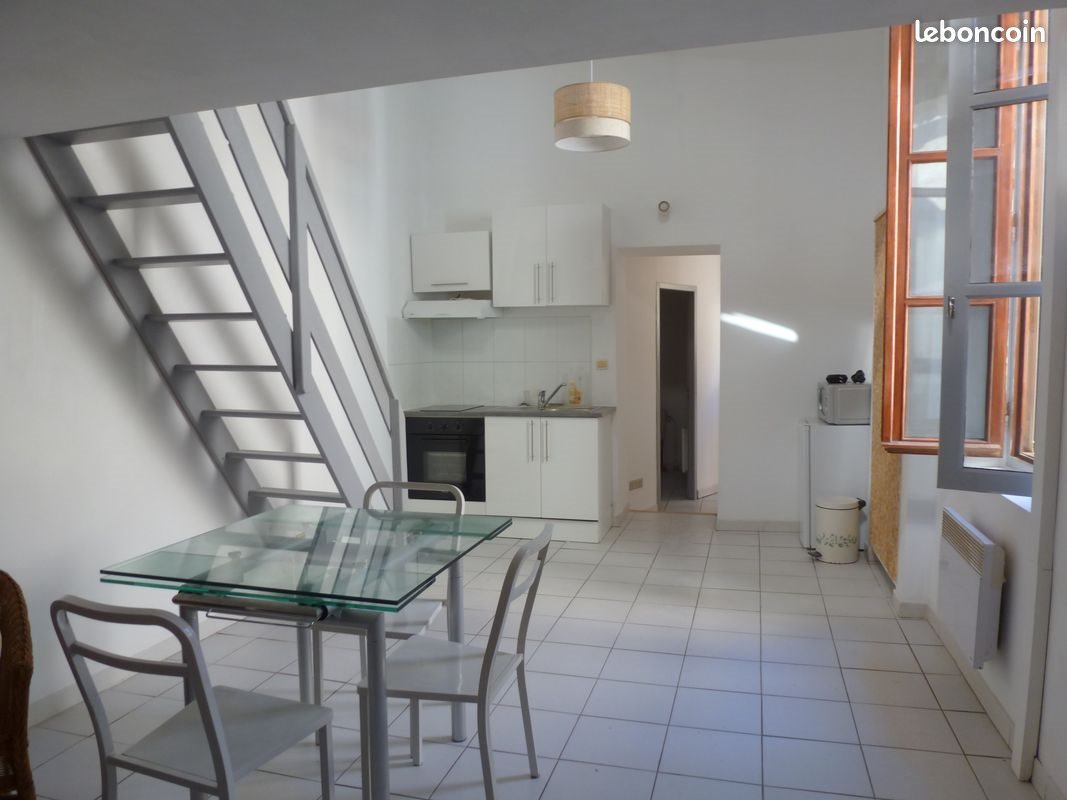 Appartement à louer, 39m², Nîmes