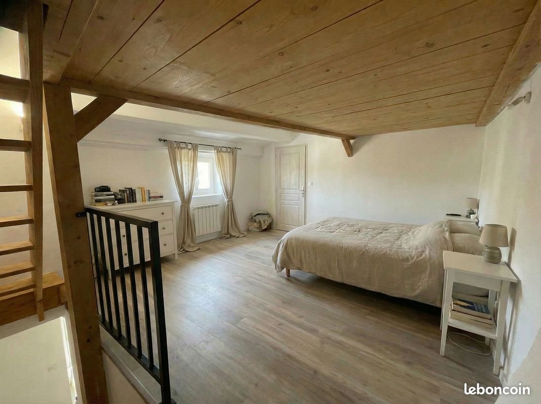 Appartement à louer, 32m², Saint-Etienne-les-Orgues