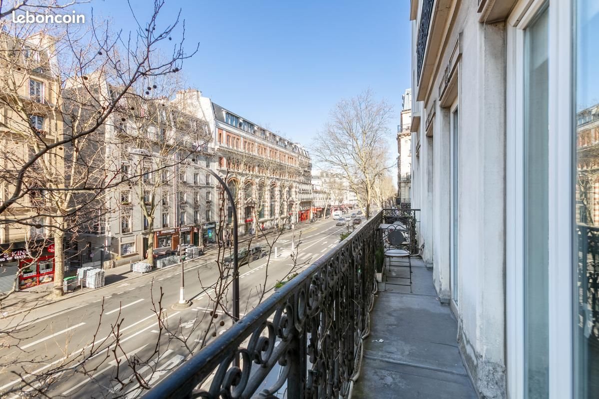 Appartement à louer, 70m², Paris 18ème
