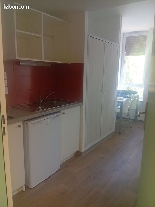 Appartement à louer, 18m², Pont-de-Chéruy