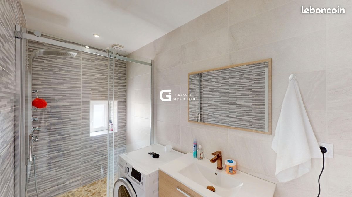 Appartement à vendre, 413m², Oyonnax