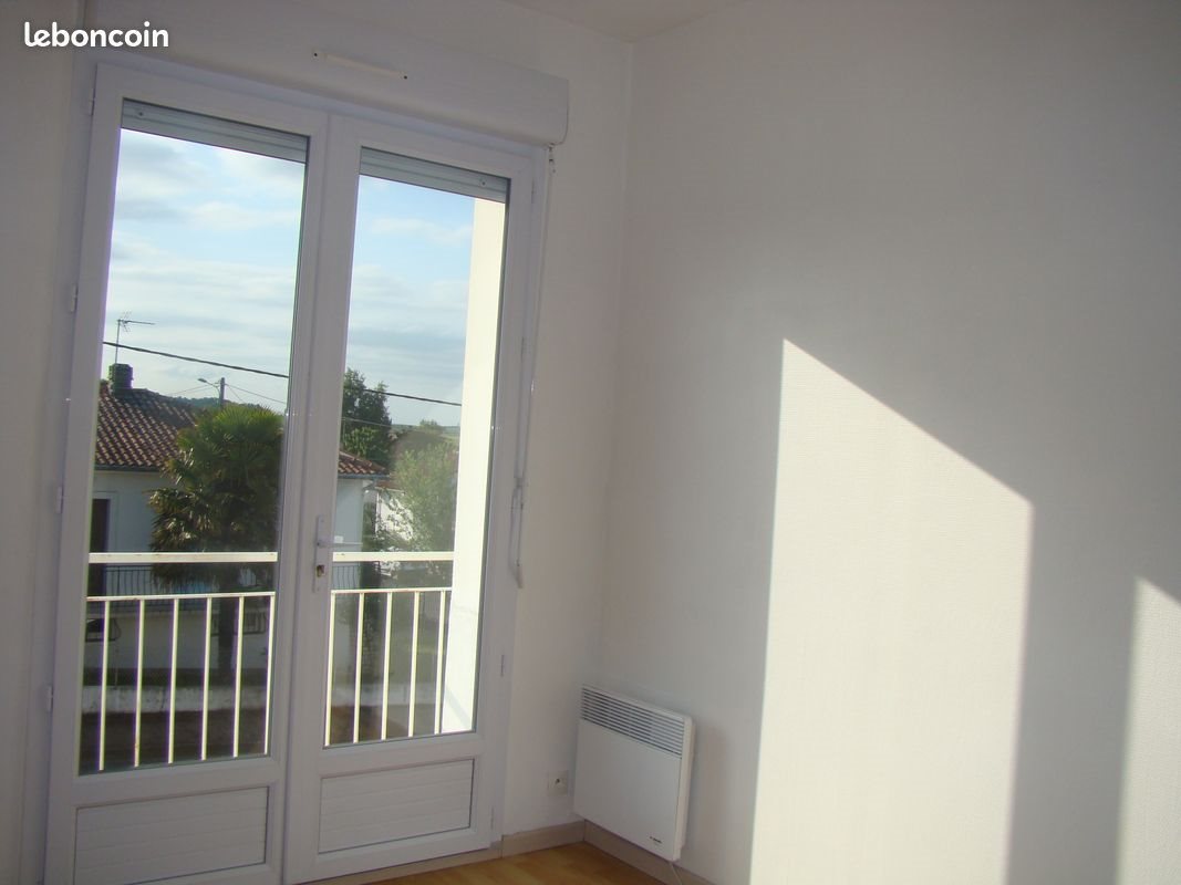Appartement à louer, 42m², Pons