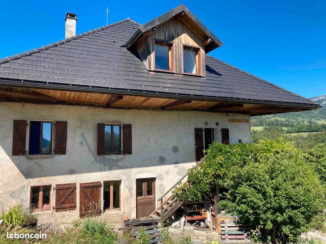 Appartement à louer, 99m², Bellecombe-en-Bauges