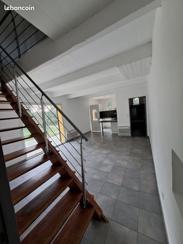 Maison à louer, 92m², Ventabren