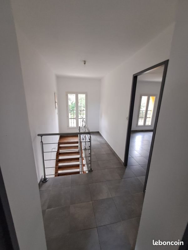 Maison à louer, 92m², Ventabren