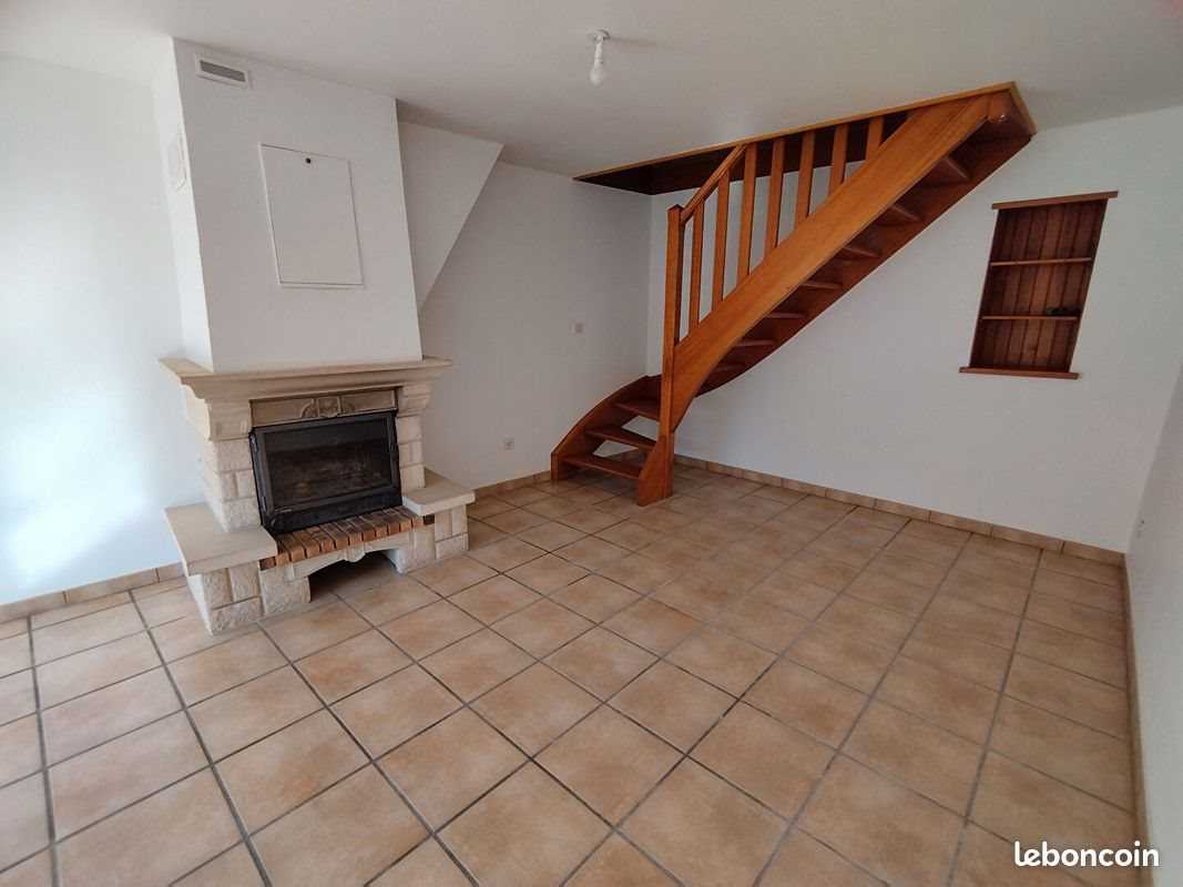 Maison à louer, 97m², Saint-Blaise-du-Buis