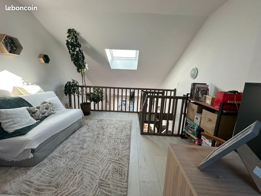 Appartement à louer, 80m², Heillecourt