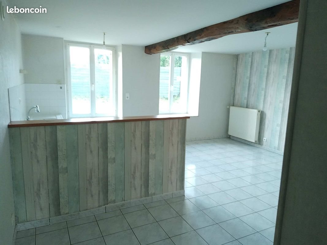 Maison à louer, 84m², Nueil-les-Aubiers