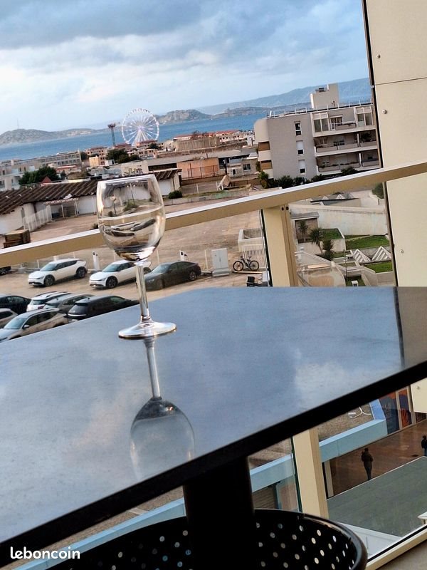 Appartement à louer, 38m², Marseille 8ème