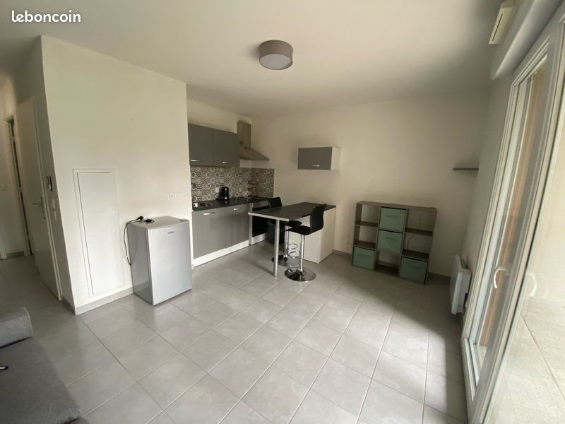 Appartement à louer, 25m², Carros