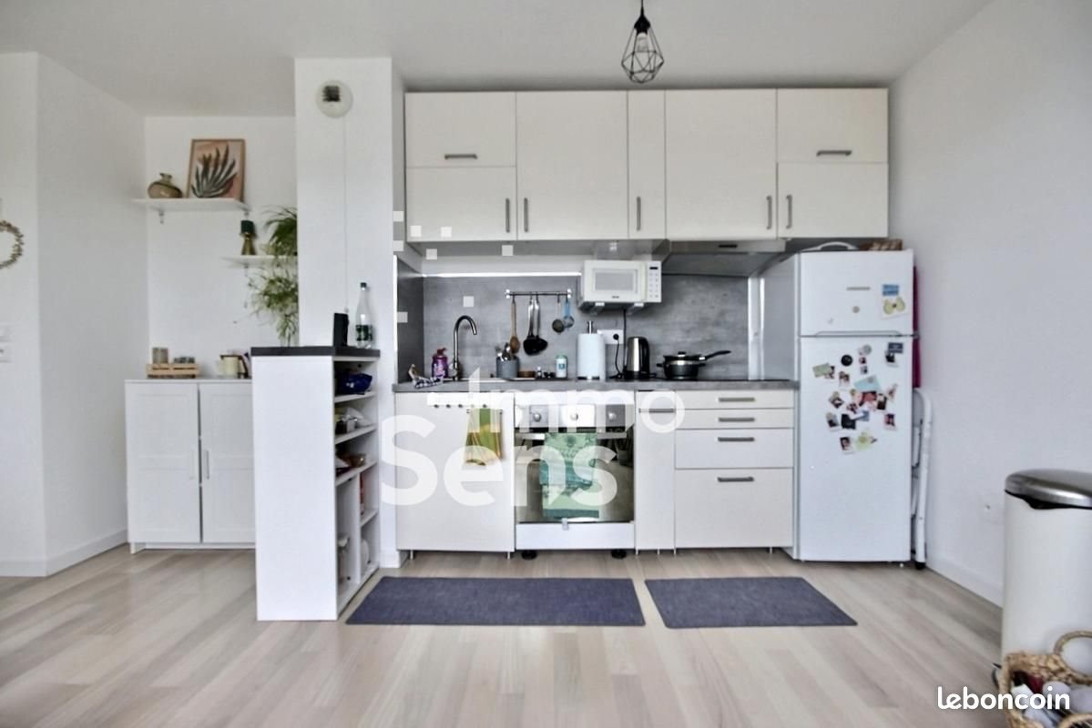 Appartement à louer, 61m², Lille